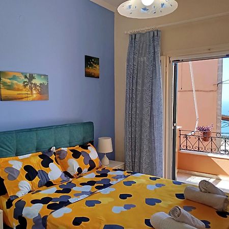 Marios Apartment Lákones Eksteriør bilde
