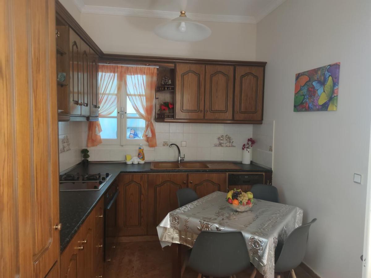 Marios Apartment Lákones Eksteriør bilde